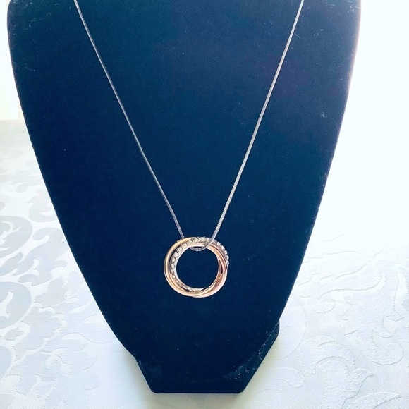 Trinity Necklace, Interlocking Trimetal Rings Rose Gold, Gold & Silver Zirconia - Picture 3 of 12